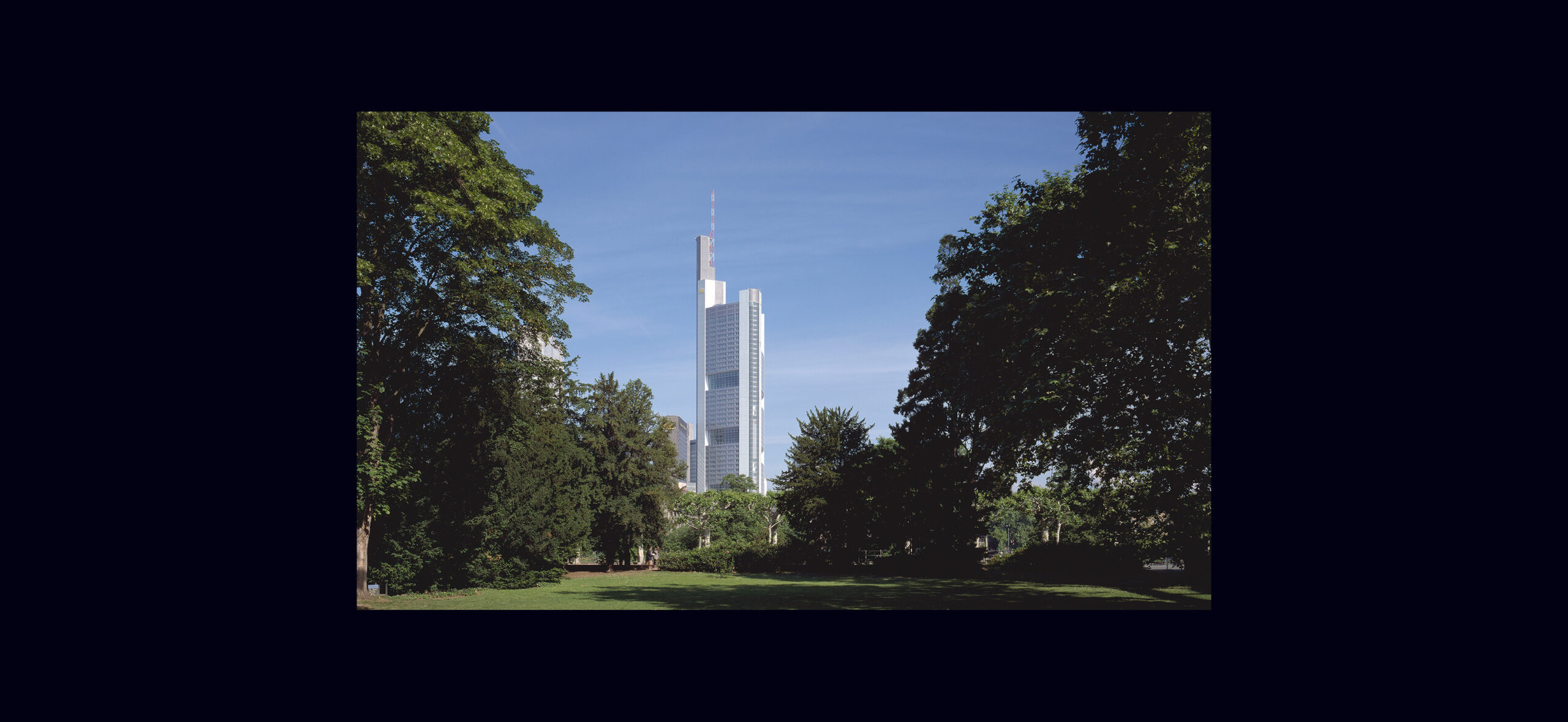 Commerzbank Frankfurt — view from the south
